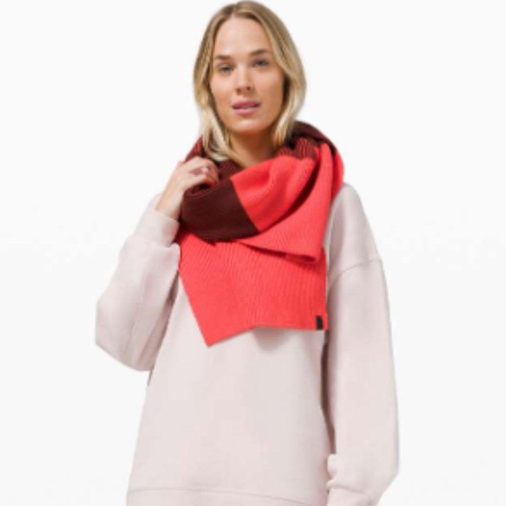 NWT Lululemon Texture Play Scarf~Savannah / Watermelon Red - Picture 1 of 7